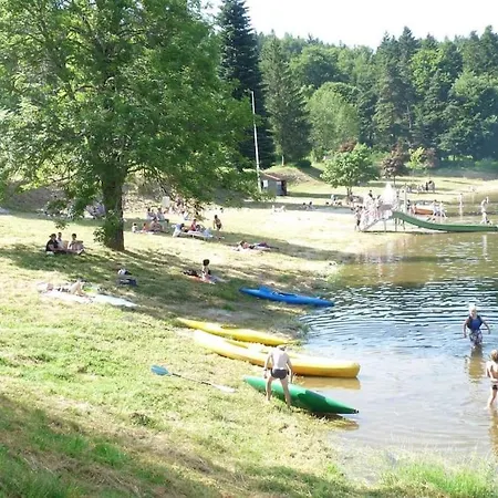 Les Petites Fustes Dans La Prairie Villa Coucouron Buitenkant foto