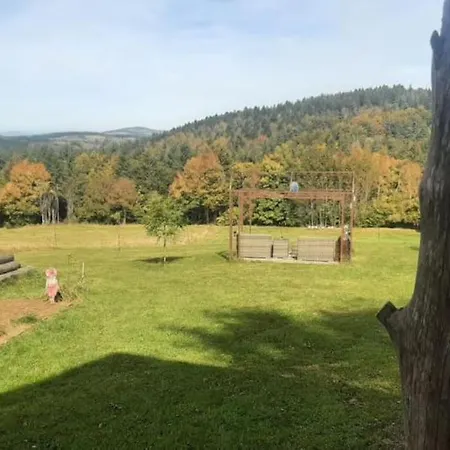 Les Petites Fustes Dans La Prairie Villa Coucouron Buitenkant foto